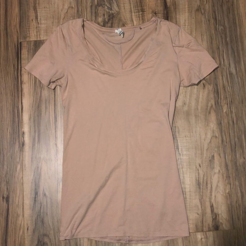 Under Armour XS tee